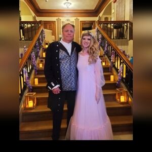 Beautiful Pink Ball Gown/W Tulle/Satin/Velour. Thick Straps & Elastic Size 8/10